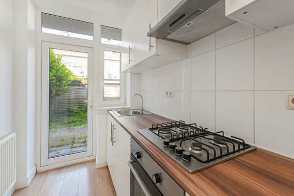 Medium property photo - Van Zeggelenlaan 303, 2524 AK Den Haag
